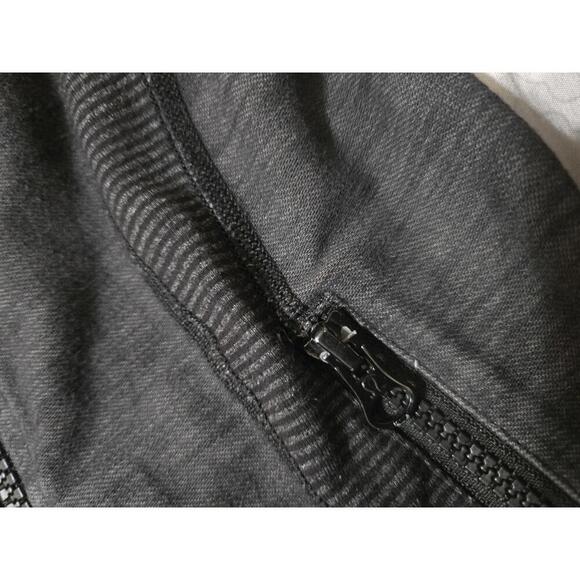 Lululemon Women's Black Full-Zip Athletic Jacket - Picture 3 of 8